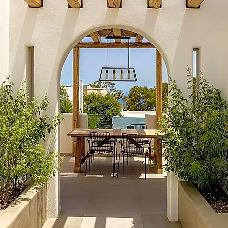 Altera Pars Santorini Island