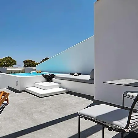 Altera Pars 3* Santorini Island